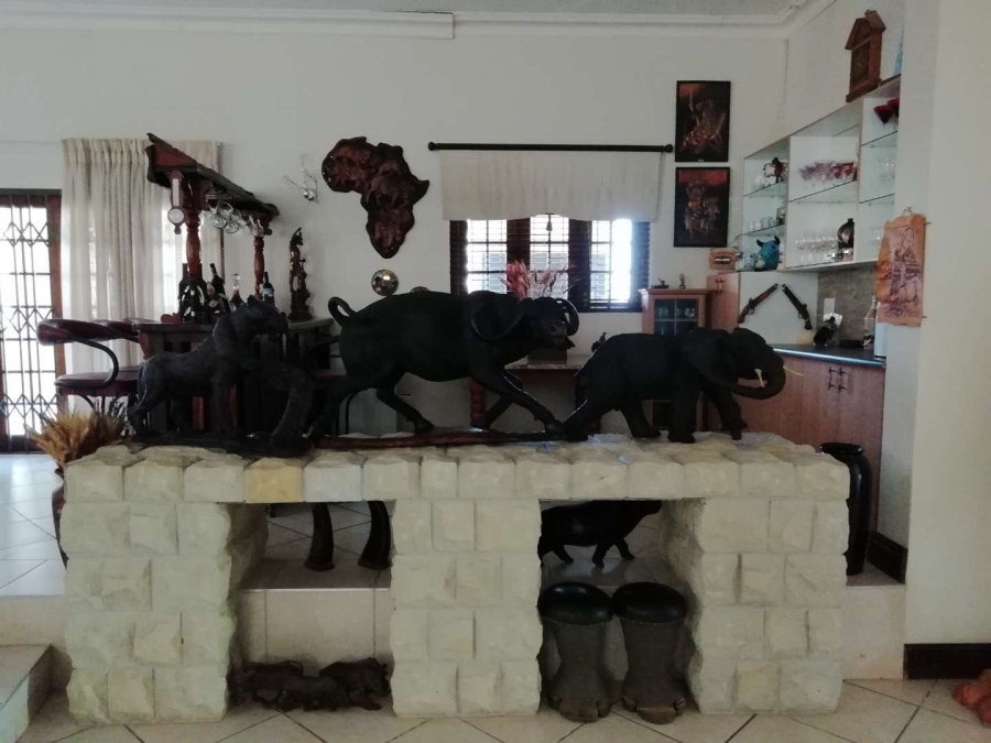 5 Bedroom Property for Sale in Keidebees Northern Cape